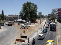 Ante la construcción del paso a desnivel y las obras de repavimentación, los restaurantes instalados son los más afectados. A. CAMACHO  /