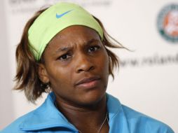 Serena Williams no participará en el Roland Garros por no haberse repuesto de una embolia pulmonar y una lesión en el pie. AP  /