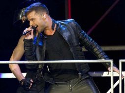 En la presentación el intérprete dejó escuchar sus grandes éxitos. EFE  /