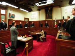 Tras un intenso debate, ocho de los 11 ministros rechazaron el proyecto de la parte acusadora. ARCHIVO  /