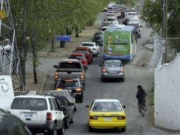 Una zona colmada de la Avenida del Bajío, en el municipio de Zapopan. E. BARRERA  /