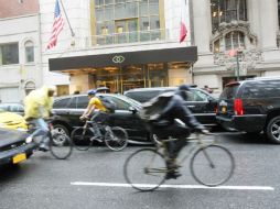 Entrada del hotel Sofitel donde supuestamente el director gerente del FMI, Strauss-Kahn, atacó sexualmente a una camarera en NY. AFP  /