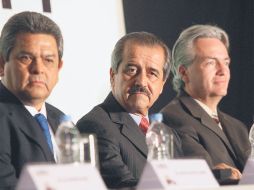 Ángel Córdova Villalobos estuvo en la inauguración del Congreso de Pediatría en la Expo Guadalajara. A. CAMACHO  /