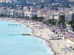 La playa en Cannes es una excelente oportunidad para toparte con grandes estrellas. ESPECIAL  /