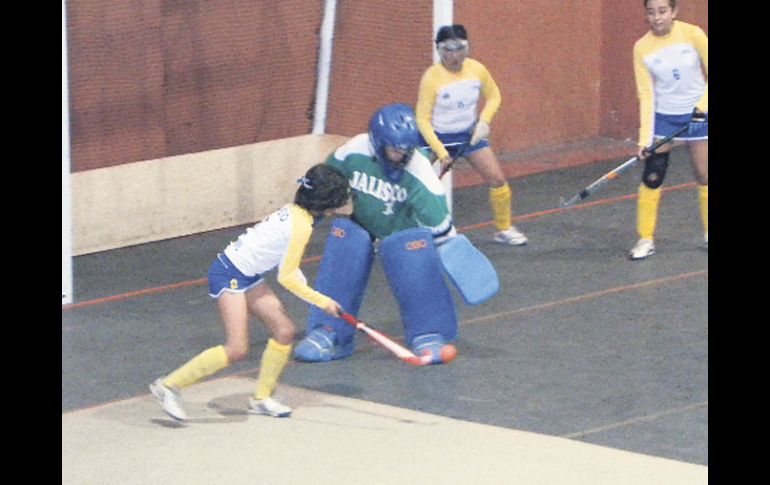 El equipo estatal fue efectivo a la defensiva. ESPECIAL  /