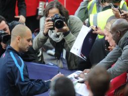 El técnico de Barcelona, Josep Guardiola, tras entrenamiento en el Estadio Wembley. AFP  /