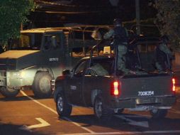 Elementos de la Decimoquinta Zona Militar se dirigen hacia el lugar del enfrentamiento. ARCHIVO  /