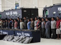 La Policía Federal presentó 36 miembros de la organización delictiva La Familia Michoacana. REUTERS  /