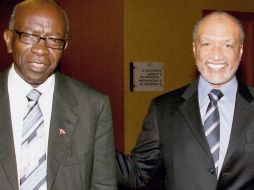 Jack Warner, diregente de la Concacaf, y Mohamed bin Hamman, presidente de la confederación.AP  /