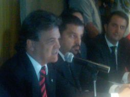 Carlos Martín del Campo durante la asamblea de socios de esta noche. G. LÓPEZ  /