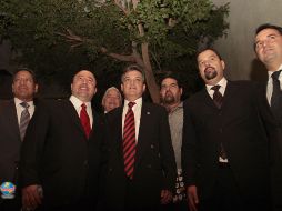 Carlos Martín del Campo (centro) derrotó por una diferencia de seis votos a Rubén Romero. S. NÚÑEZ  /