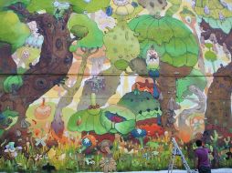 Dos artistas mexicanos y un español han cambiado el aspecto a zonas de la capital marroquí.EFE  /