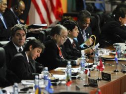 Miembros de la Organización participan hoy, martes 7 de junio de 2011, en la tercera sesión de la XLI Asamblea General. EFE  /