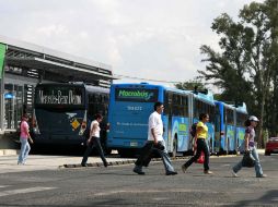 En octubre de 2010 los alcaldes de Guadalajara, Zapopan y Tlaquepaque rechazaron la segunda etapa del sistema BRT. ARCHIVO  /