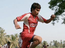 Marín durante el entrenamiento matutino de ayer, en Manzanillo, Colima. ESPECIAL  /