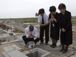 Los japoneses recordaron a los más de 23 mil muertos por la tragedia. EFE  /