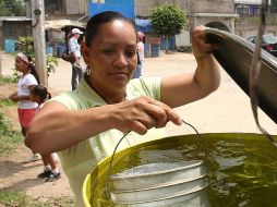 El SIAPA detalla que uno de los problemas de las colonias es que no tenían agua porque les faltaba la línea de conducción. ARCHIVO  /