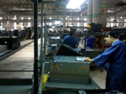 El Consejo Nacional de la Industria Maquiladora y Manufacturera y de Exportación alertó la posible salida de inversionistas. ARCHIVO  /