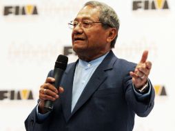 Manzanero relató anécdotas y repartió consejos entre los jóvenes que asistieron a la FIM. E. BARRERA  /