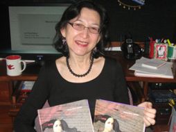 Rosas Lopátegui recopilo 21 escritoras mexicanas, quienes han revolucionado las letras hechas en este país. ESPECIAL  /