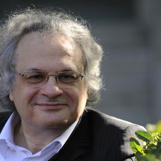 Amin Maalouf se integra a la Academia Francesa