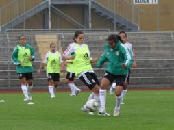 La Selección femenil ya entrenó en Wolfsburgo donde debutará el próximo lunes ante Inglaterra en el Mundial. ESPECIAL FMF  /