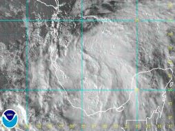 'Arlene' mantiene índice de peligrosidad moderado y se ubica a 280 kilómetros al este de Tampico. EFE  /