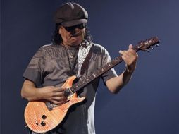 El guitarrista mexicano le dará su toque latino al festival. AP  /