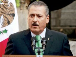 En la imagen, el senador Manlio Fabio Beltrones quien desde su cuenta de Twitter llama a la supresión del tributo. EL UNIVERSAL  /