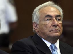 Antes de su arresto el 14 de mayo, se esperaba que Strauss-Kahn fuese un desafío para Sarkozy en 2012. EFE  /