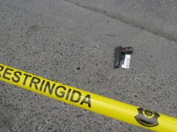 En el atraco de Guadalajara se logró asegurar el botín y un arma de fuego, utilizada presuntamente, por el supuesto ladrón. M. PATIÑO  /
