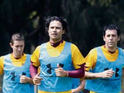 Braulio Luna (centro) en el campamento emplumado. ARCHIVO  /