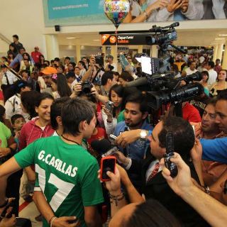 Aficionados reciben a campeones Sub-17