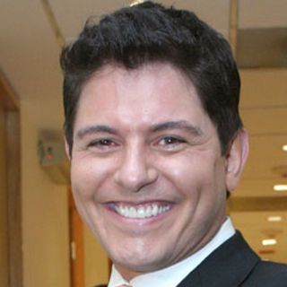 Ernesto Laguardia conducirá programa en Univisión