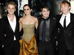 Tom Felton, Emma Watson, Daniel Radcliffe y Rupert Grint en la premier de la última cinta en Nueva York. AP  /