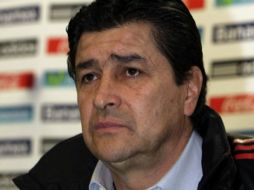 El director técnico, Luis Fernando Tena, durante conferencia de prensa a su llegada a México. NOTIMEX  /