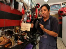 Roberto Castillo se dice feliz por desarrollar el oficio que lo conquistó desde su niñez. A. CAMACHO  /