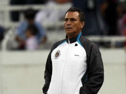 José Luis Real aún no encuentra la fórmula para que Chivas gane en la pretemporada. MEXSPORT  /