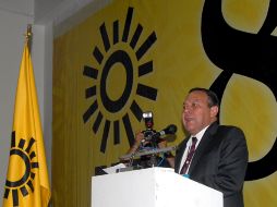 Jesús Zambrano rechazó que ahora el blanquiazul le esté haciendo 'el fuchi' a su partido. NTX  /