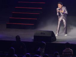 Miguel Ángel fue el encargado de abrir el espectáculo que convocó a más de nueve mil personas. M. FREYRÍA  /