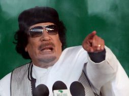 Muamar Gadhafi está resistiendo en el Gobierno a pesar de una campaña de ataques aéreos de la OTAN. EFE  /