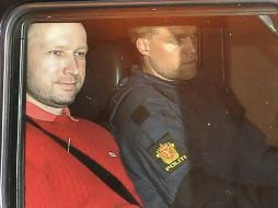 La policía detalla acciones para capturar a Anders Behring, autor confeso de los ataques. AFP  /