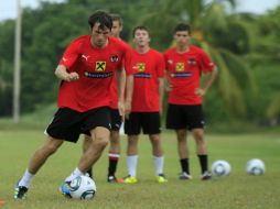 Jugadores de la Selección Sub-20 de Austria, durante sesión de entrenamiento, previo a su encuentro con Panamá. EFE  /