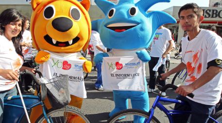 En la preparación de los panamericanos hubo un encuentro de ciclistas que salieron del Metropolitano y parque Revolución. ARCHIVO  /