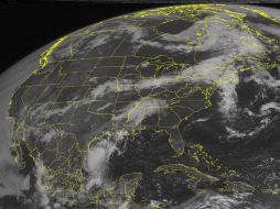 El curso de la tormenta estará monitoreándose las 24 horas del día. AP  /