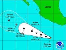 Imagen tomada del Centro Nacional de Huracanes sobre la trayectoria del fenómeno. ESPECIAL  /