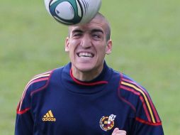 El jugador de Barcelona, Oriol Romeu, entrena con la Selección española Sub-20. EFE  /