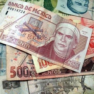 Temor de una eventual recesión presiona al peso: Base