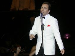 Castro se presentó frente mil 800 personas a los que les dejó gran satisfacción por sus diversas interpretaciones. ARCHIVO  /