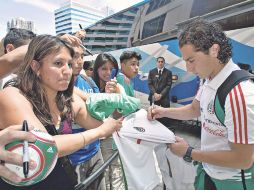Andrés Guardado fue el único elemento que milita en Europa que viajó con el equipo desde México. MEXSPORT  /